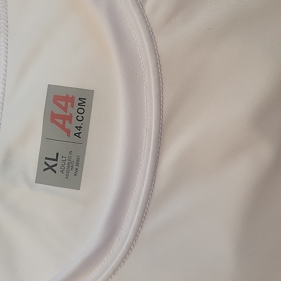 Custom t-shirt - Picture 2 of 2